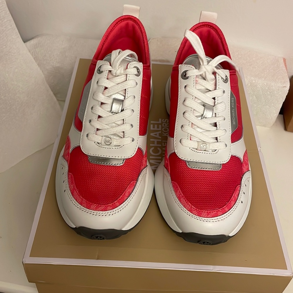 Michael Kors Women's Flynn Trainer Sneakers In Geran/Multi Size 8 M New in Box